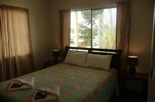 Ocean Breeze Apartments Bowen Extérieur photo